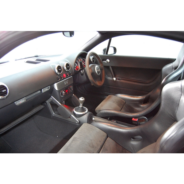Audi tt mk1 recaro seats clearance